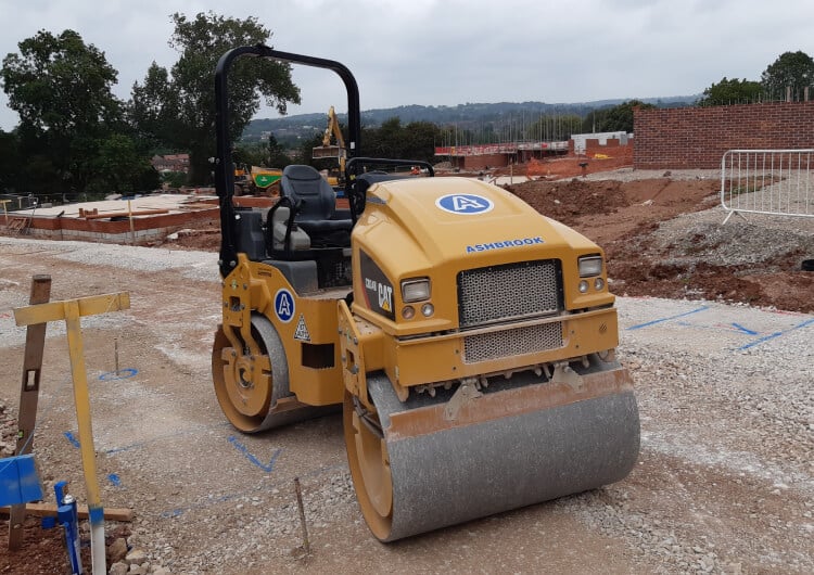 CAT 2.7 COMPACTION ROLLER 1200MM