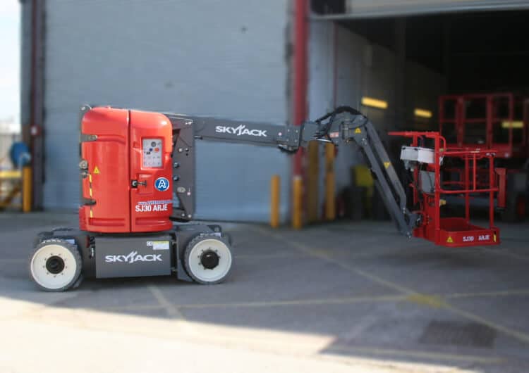 30FT (9M) SKYJACK SJ30ARJE ELECTRIC ARTICULATING BOOM