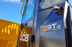 JCB SiTESAFE cab