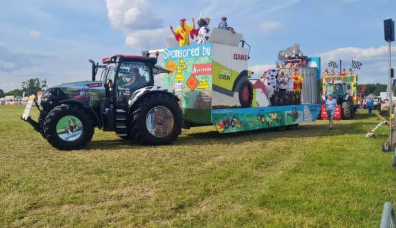 NO GLITCHES AT THE ROYAL CHESHIRE SHOW FOR THE YOUNG FARMERS Thumbnail