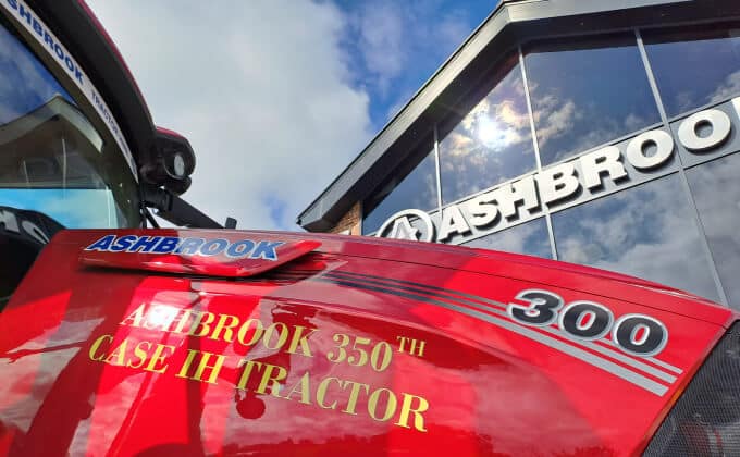 CASE IH OPTUM 300 CVX TRACTOR REVIEW AS FEATURED IN FARMERS GUIDE Thumbnail