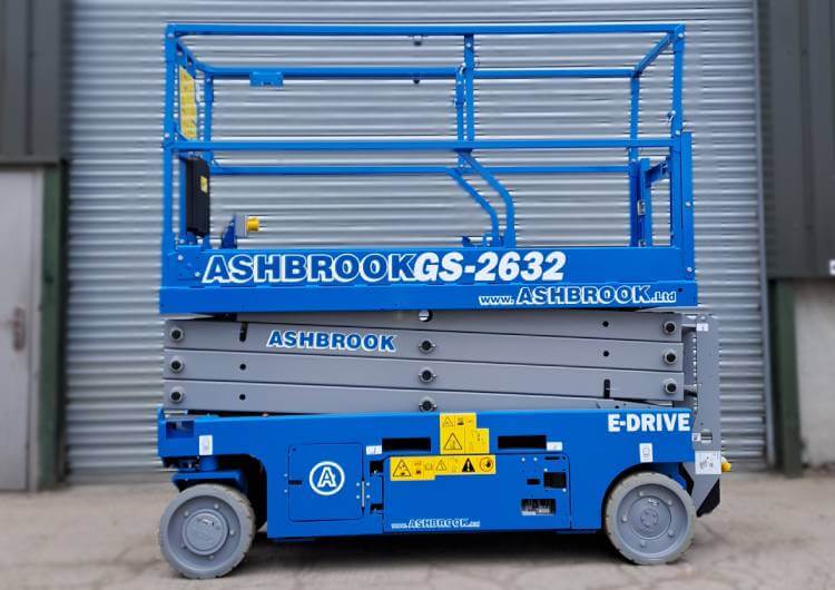 26FT (7.96M) GENIE 2632 E-DRIVE ELECTRIC SCISSOR LIFT